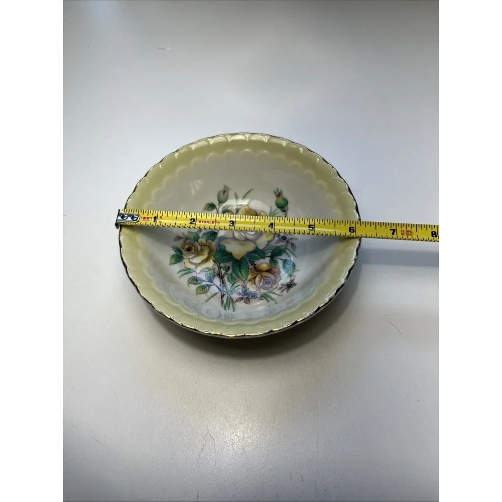 Vintage Wheelock Trade I Mark Bowl Yellow Roses, Gold Trim